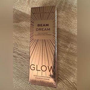 Revolution Glow Illuminating Primer